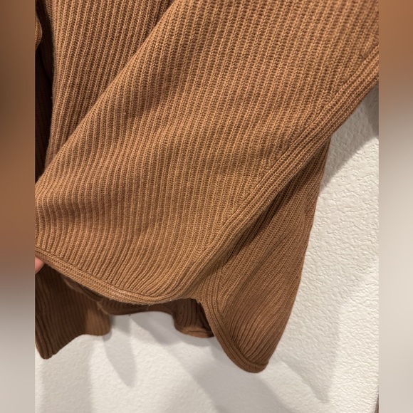 Aritzia Babaton wool blend sweater - Picture 5 of 8